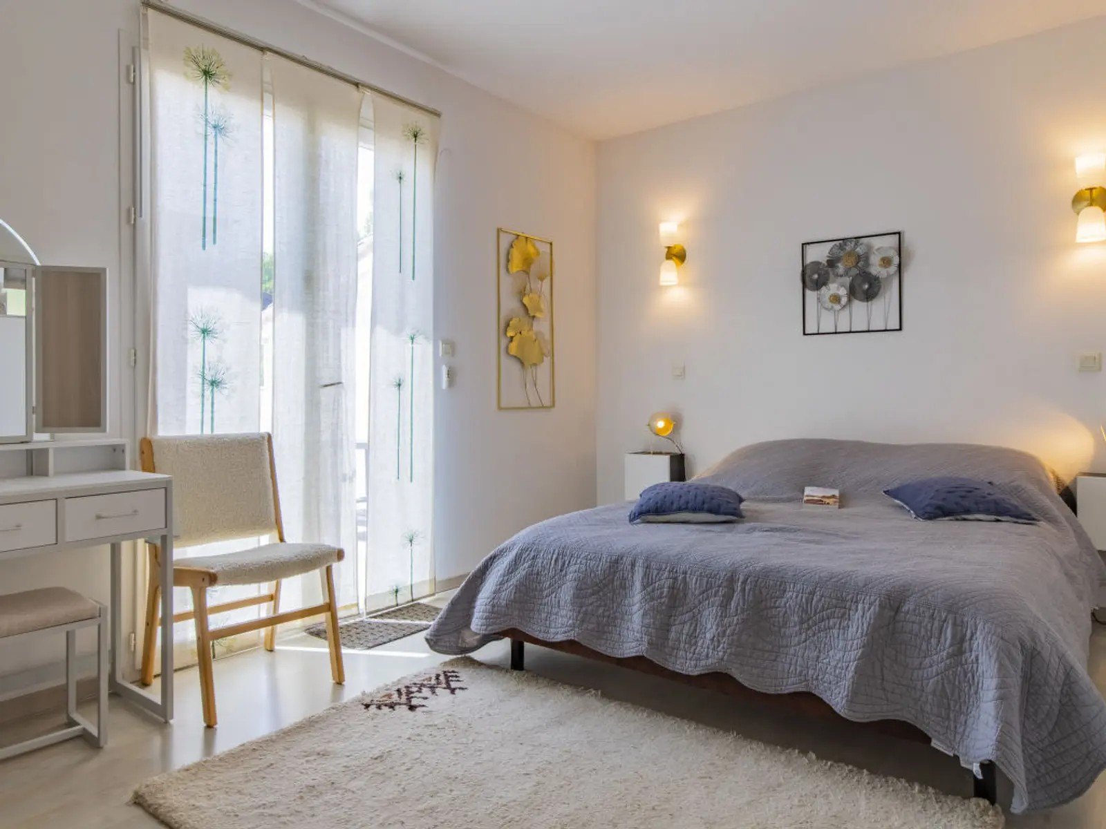 Chambre avec porte-fenêtre — Villa Castellas